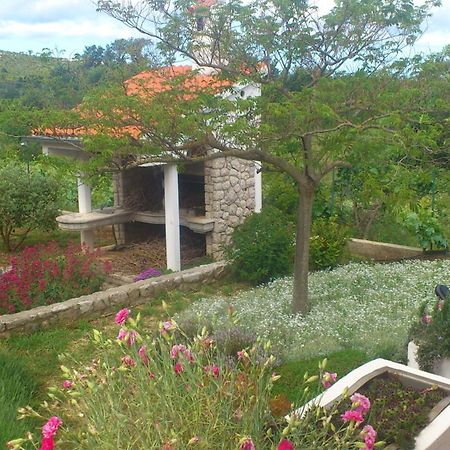 Holiday House "Lea" Lukoran ภายนอก รูปภาพ