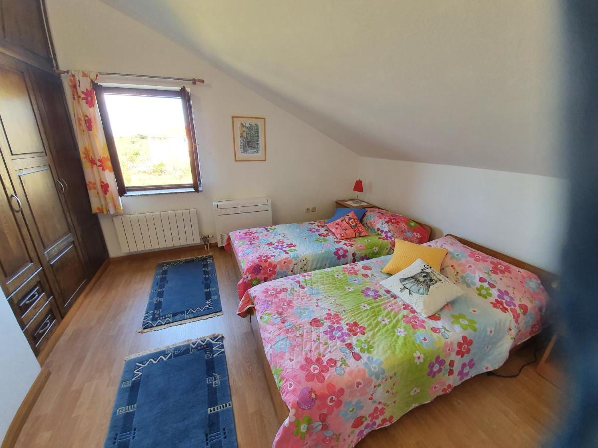 Holiday House "Lea" Lukoran ภายนอก รูปภาพ